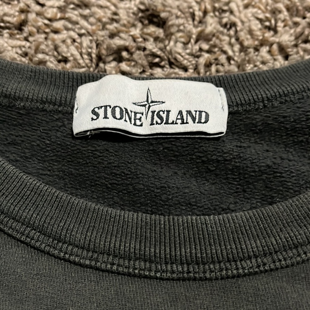STONE ISLAND: Long sleeve Crewneck - Picture 2 of 3
